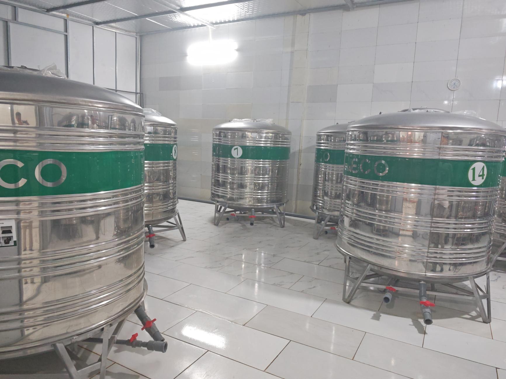 Bồn inox phòng lên men nhà máy Thiên Y